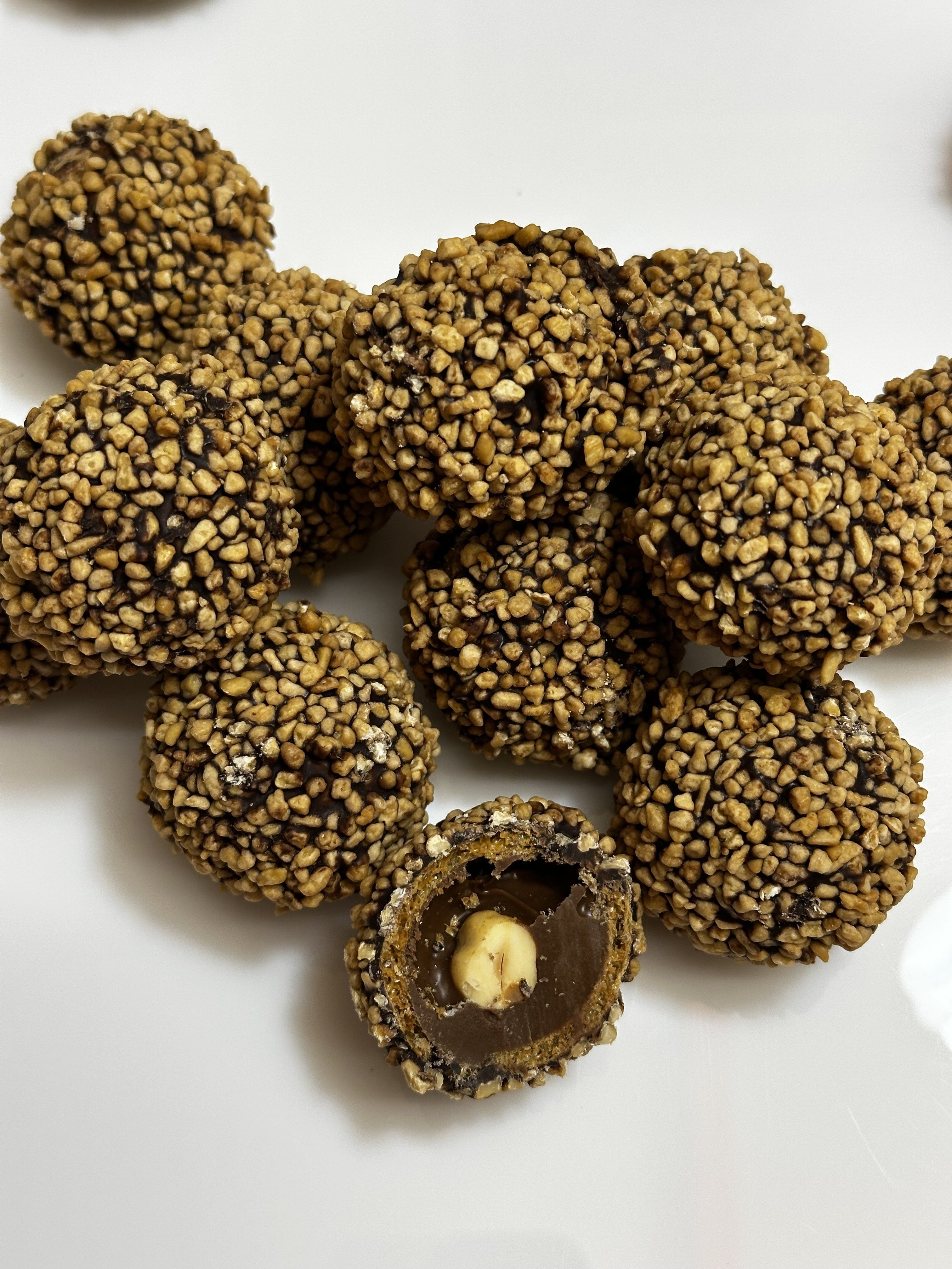 Hazelnut balls