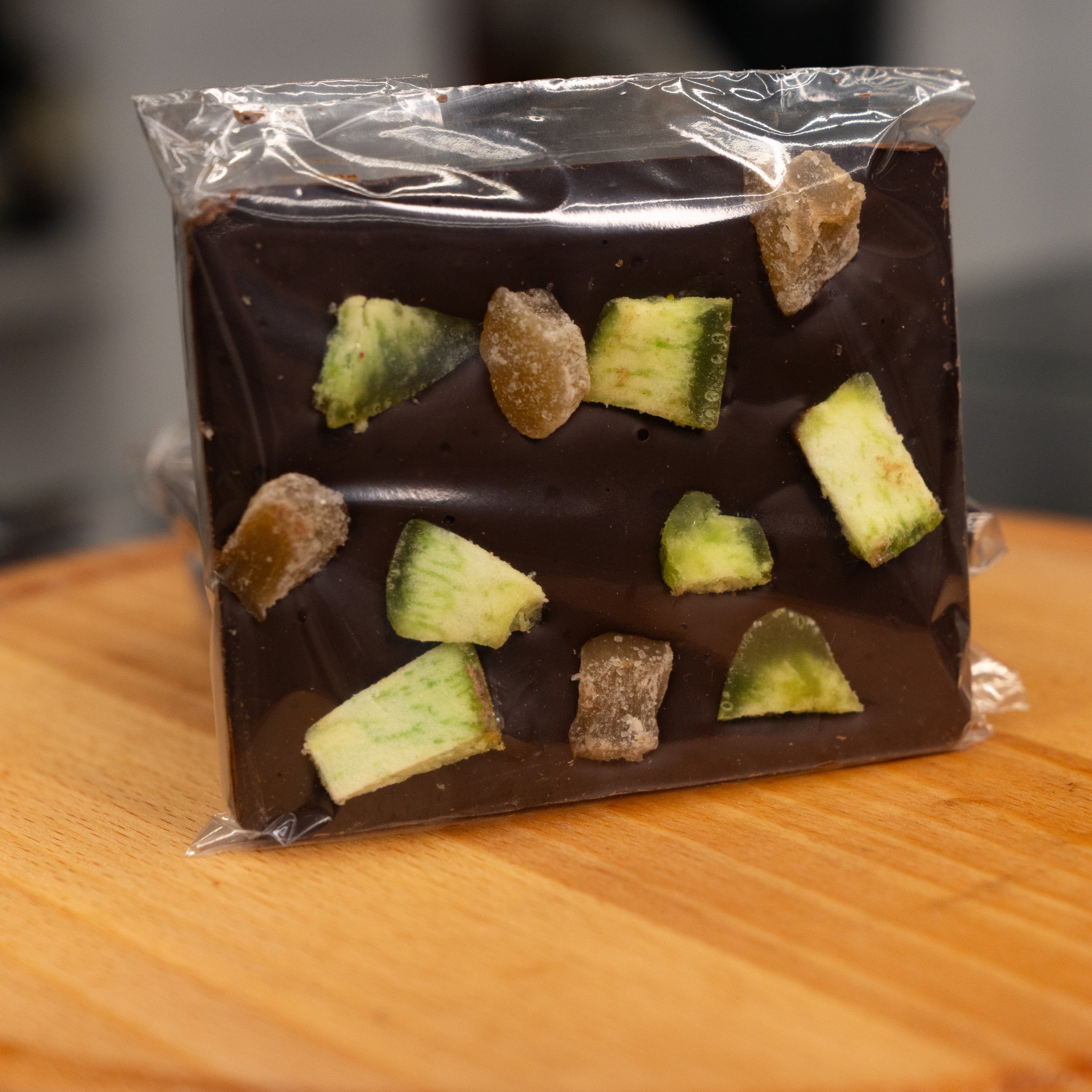Dark chocolate with ginger and lemon approx. 100g