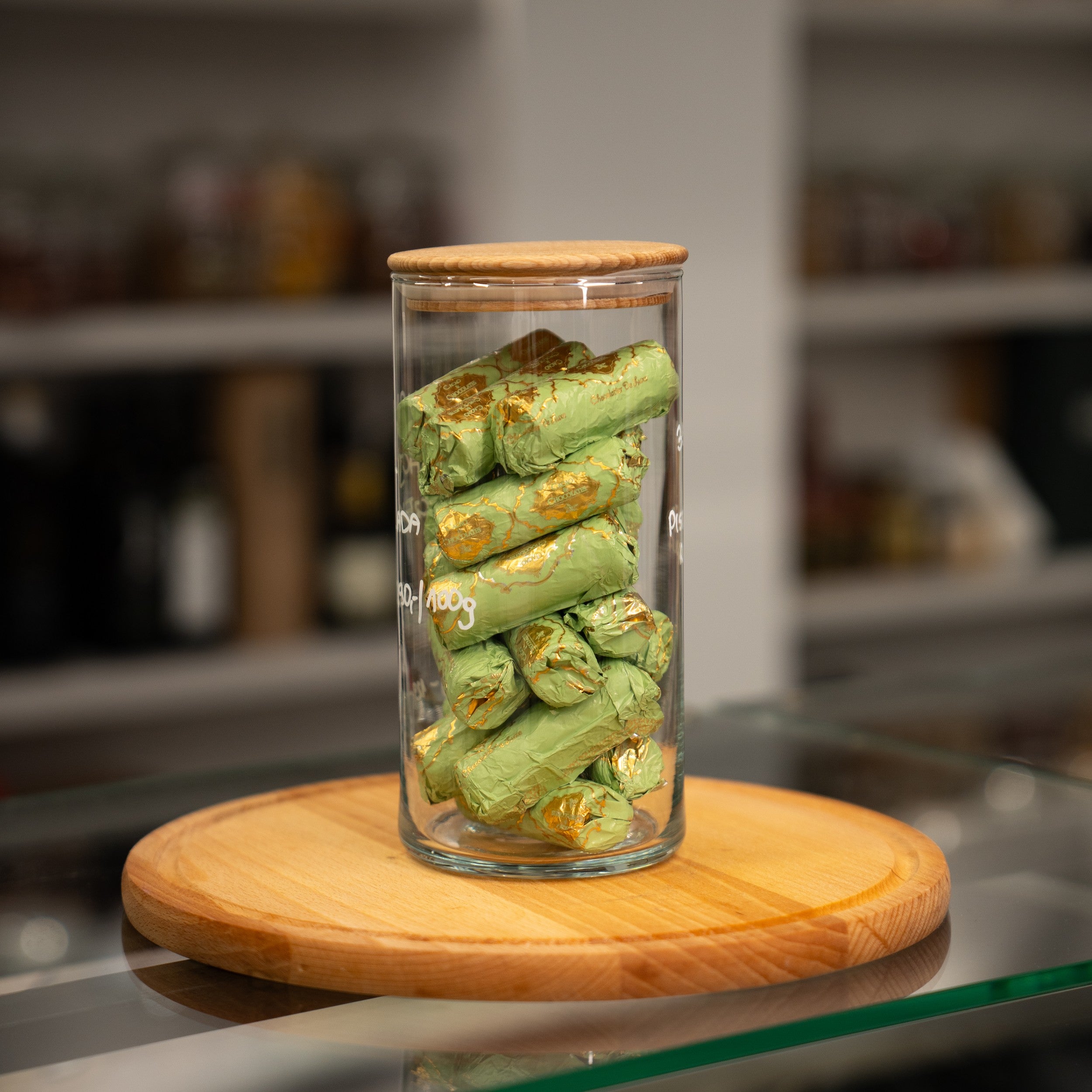 Pistachio rolls in chocolate