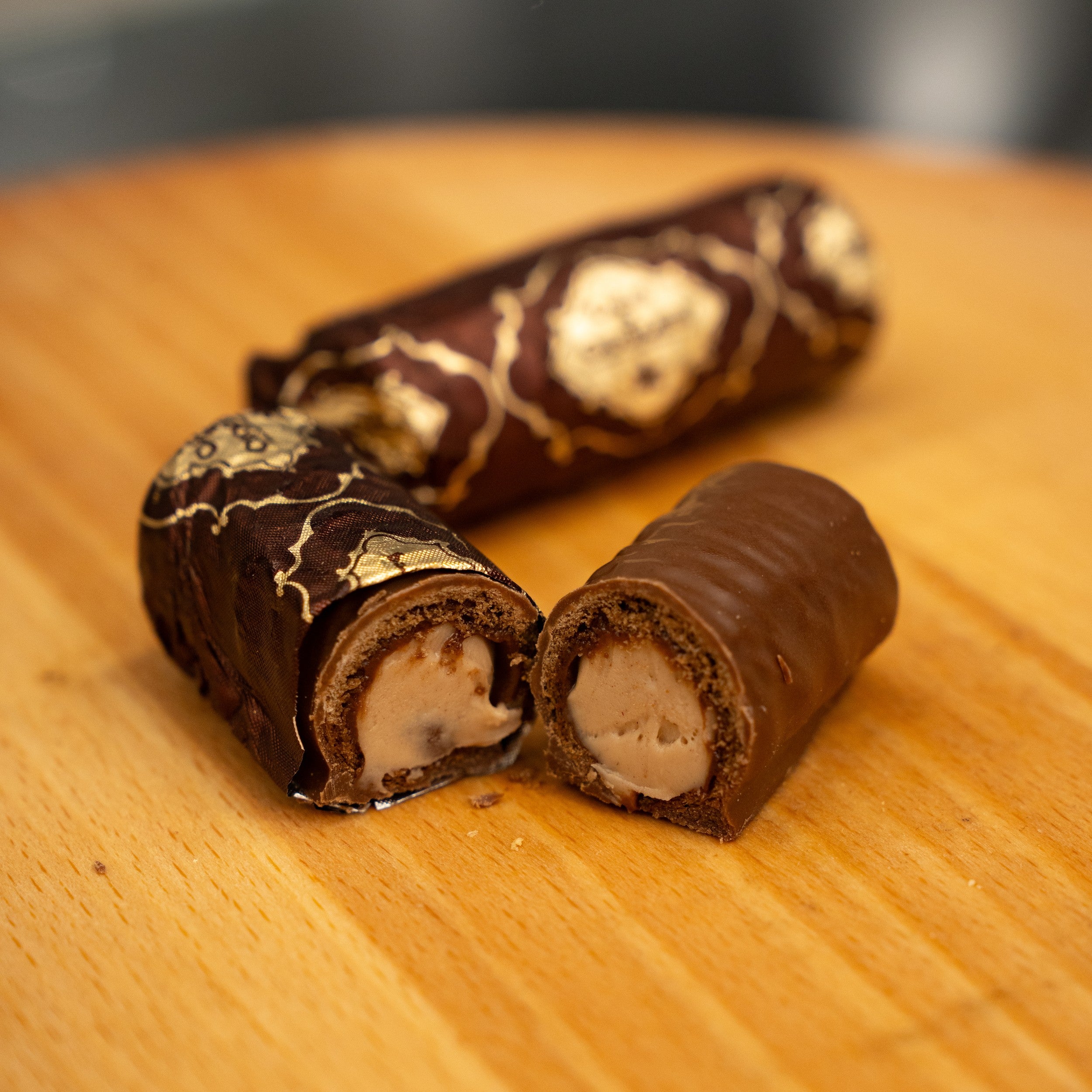 Bueno chocolate tube